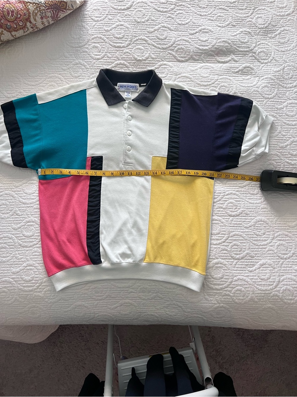 Vintage 80’s Retro Colorblock women’s New Works Shirt with 4 buttons Multicolor)